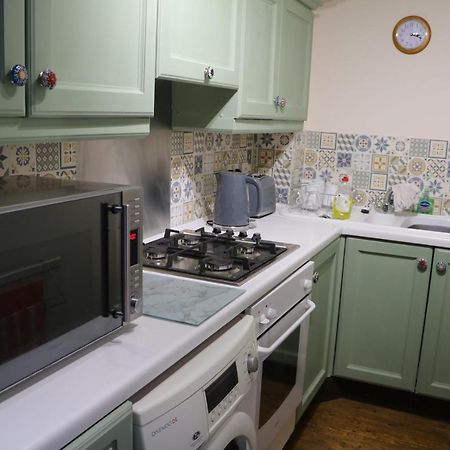 Апартаменты Flat 1 - The Old Mill - Bowbridge Lock - Stroud Страуд Экстерьер фото